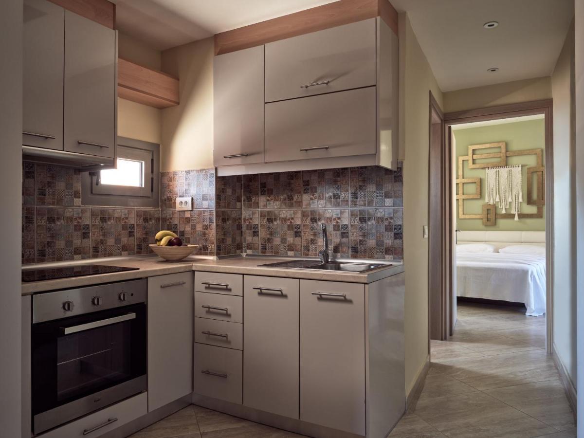 Laura Suites Kota Zakynthos Bagian luar foto